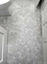 CARRARA HEX 1X1 HONED